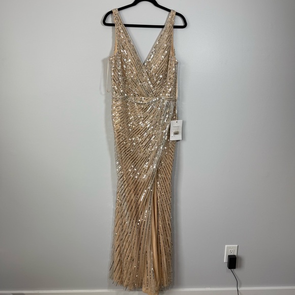 Not for sale  Mac Duggal Sequin Metallic Elegant Gold Sequin Evening Gown - Picture 6 of 16